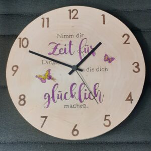 Uhr mit Spruch